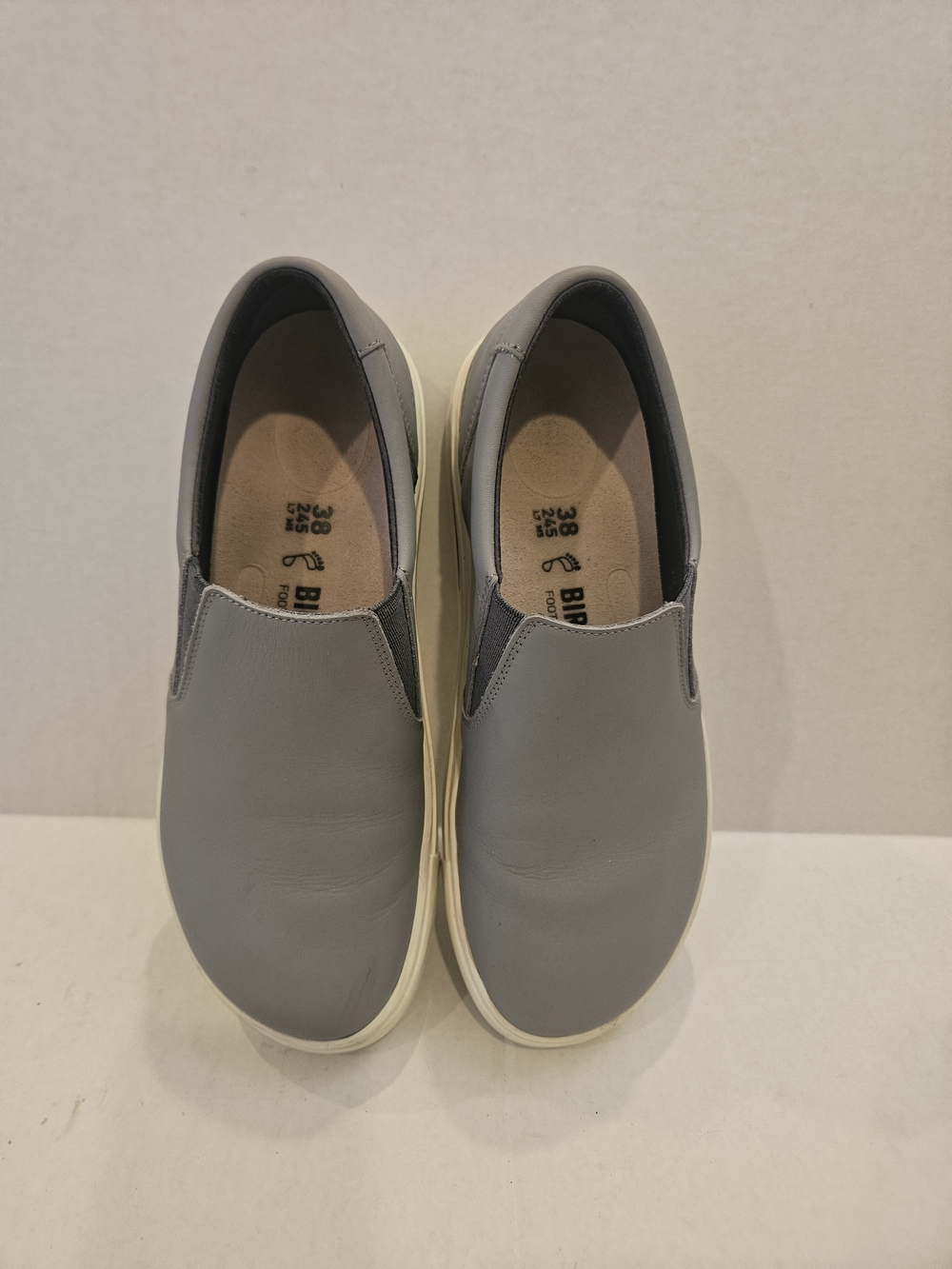 Birkenstock Oswego Gray Slip-On Leather Size 38